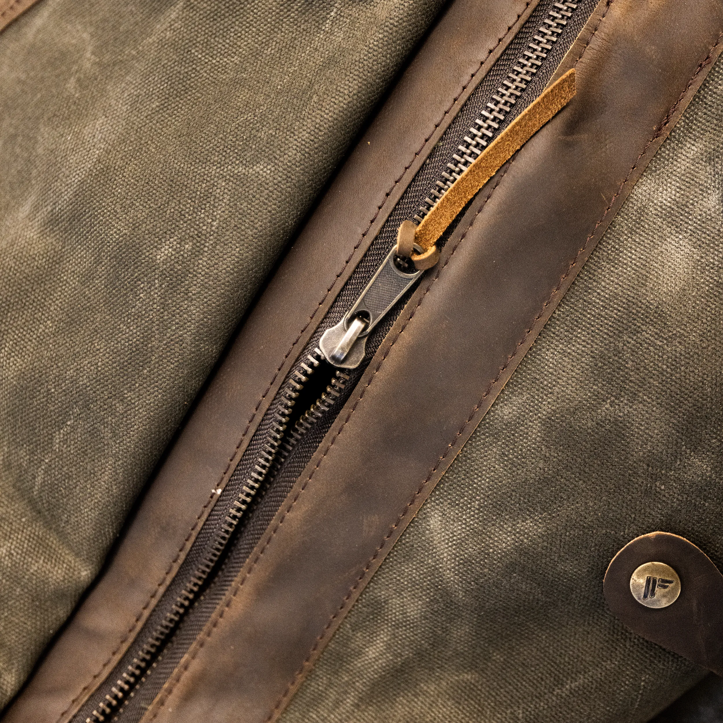 Waxed Canvas Medium Duffle Bag